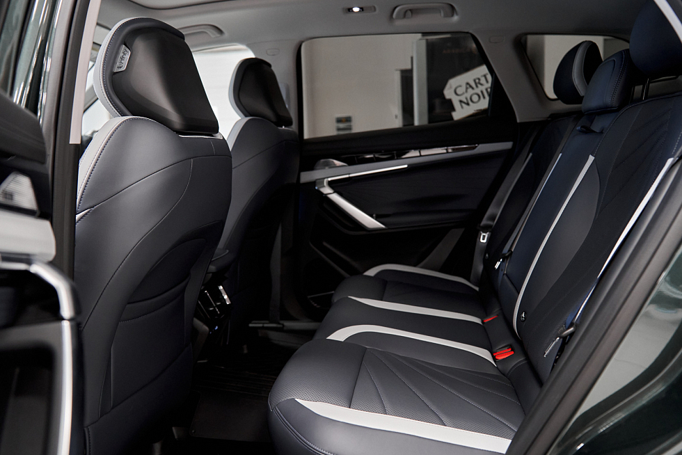 Geely Atlas Flagship, зеленый