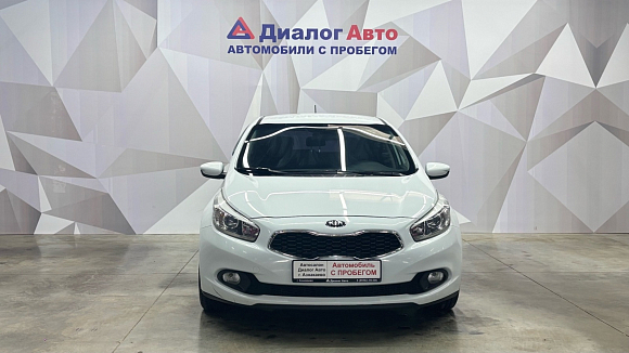 Kia Ceed Comfort, 2014 года, пробег 170912 км