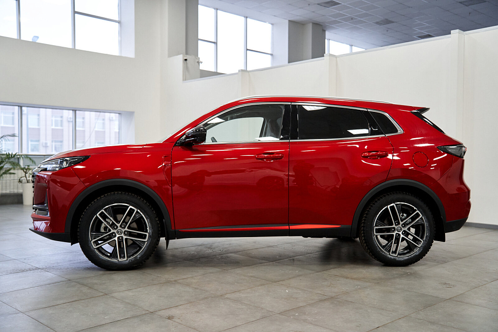 Changan UNI-S Техно, красный