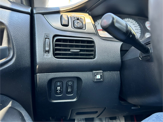 Mitsubishi Lancer, 2007 года, пробег 298000 км