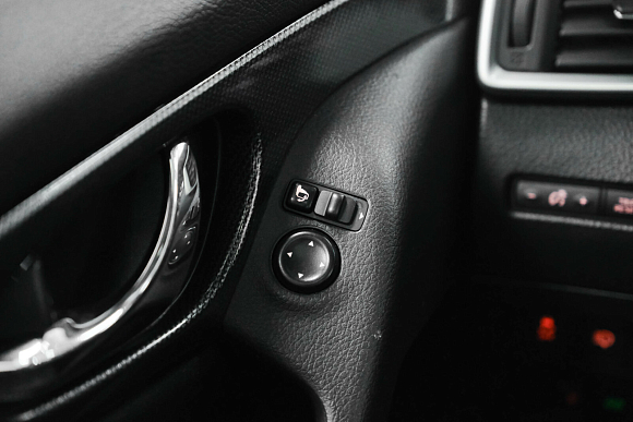 Nissan X-Trail SE+, 2015 года, пробег 174525 км