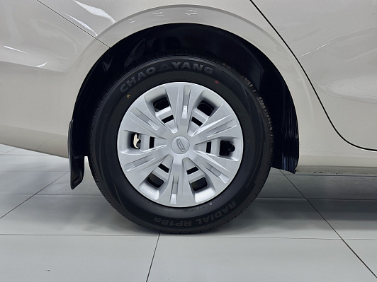 Geely Emgrand Comfort, бежевый