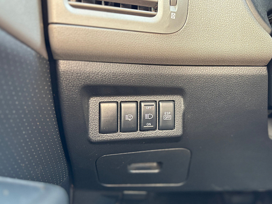 Nissan X-Trail LE, 2008 года, пробег 177912 км