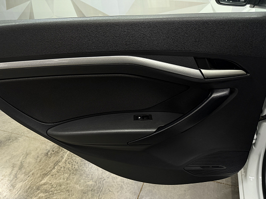 Lada (ВАЗ) Vesta Luxe, 2019 года, пробег 176746 км