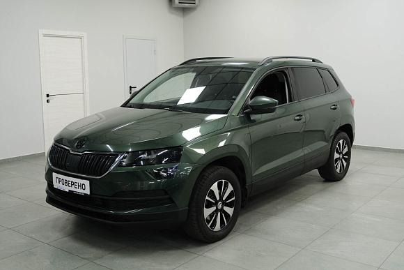 Skoda Karoq Active, 2020 года, пробег 104000 км