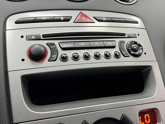 Peugeot 408 Style, 2014 года, пробег 214146 км