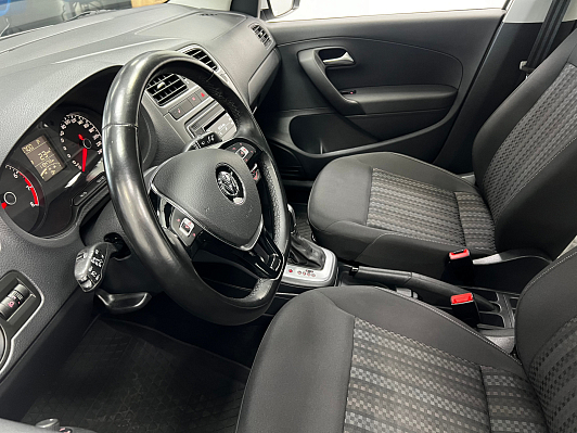 Volkswagen Polo Comfortline, 2020 года, пробег 119415 км