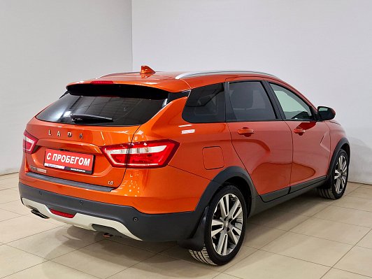 Lada (ВАЗ) Vesta Luxe, 2017 года, пробег 136031 км