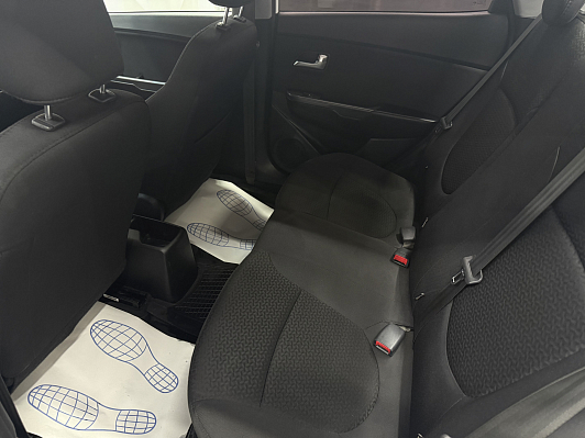 Kia Rio Luxe, 2015 года, пробег 129447 км