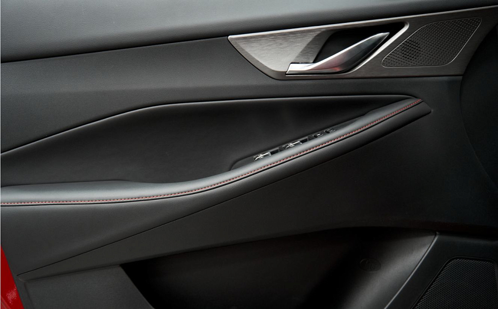 Changan CS35 Plus Техно, красный