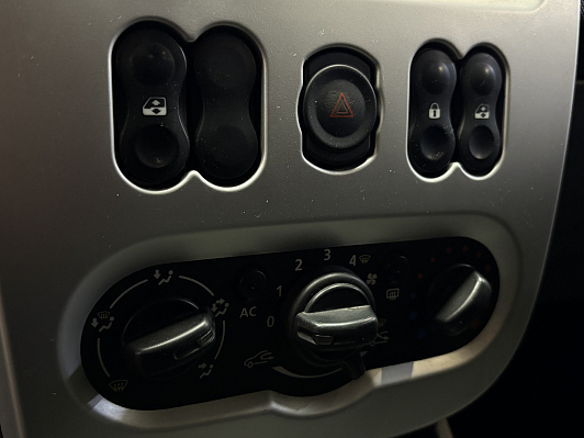 Renault Sandero, 2014 года, пробег 188000 км