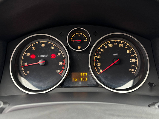 Opel Astra Enjoy, 2012 года, пробег 161680 км