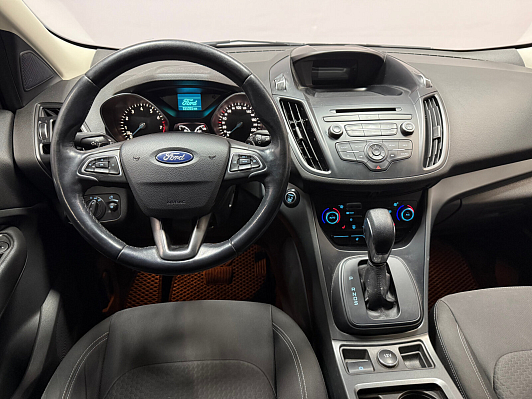 Ford Kuga Titanium, 2018 года, пробег 151000 км