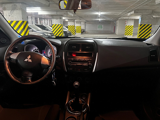 Mitsubishi ASX Invite, 2010 года, пробег 228000 км