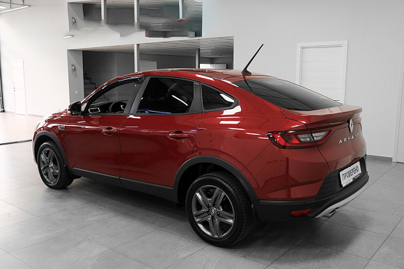 Renault Arkana Drive, 2021 года, пробег 83450 км