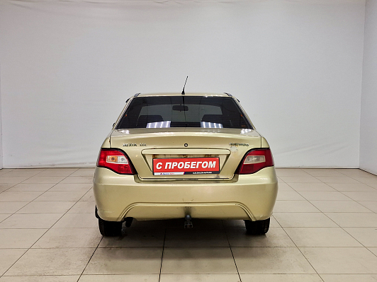 Daewoo Nexia Базовая, 2011 года, пробег 268000 км