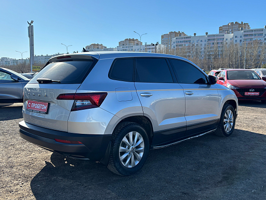 Skoda Karoq Active, 2022 года, пробег 242000 км