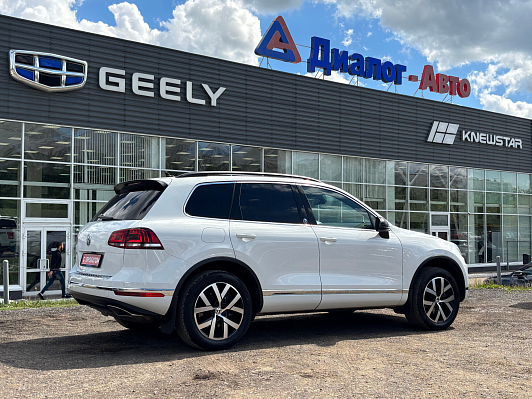 Volkswagen Touareg Wolfsburg Edition, 2017 года, пробег 185388 км