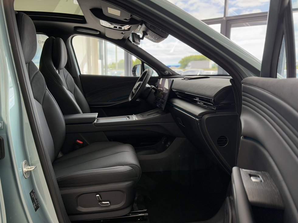 Omoda C7 Active, зеленый