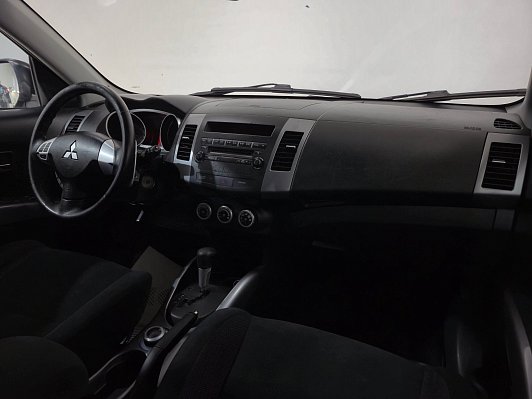 Mitsubishi Outlander Invite, 2008 года, пробег 236597 км