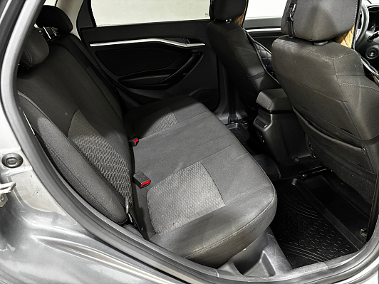Lada (ВАЗ) Vesta Comfort, 2019 года, пробег 115586 км