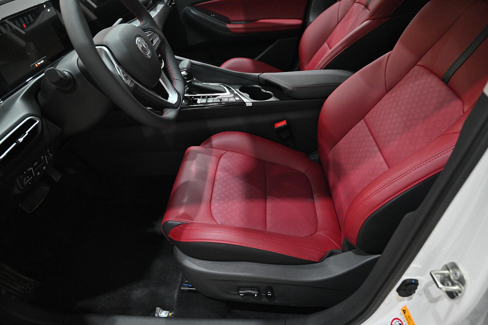 Changan Eado Plus Стандарт, белый
