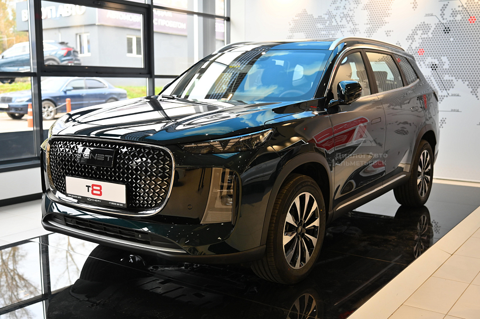 Tenet T8 Прайм 4WD, зеленый