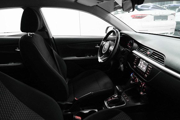 Kia Rio Comfort, 2018 года, пробег 65300 км