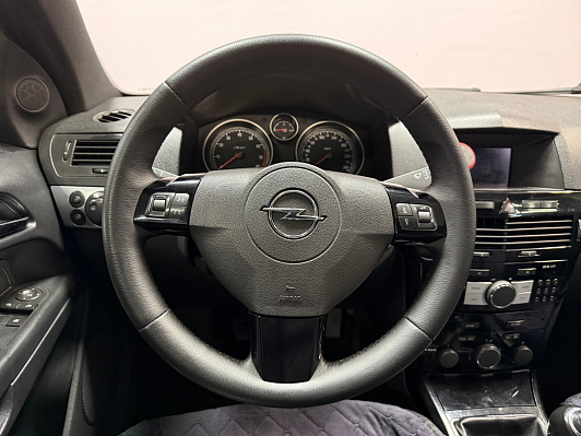 Opel Astra, 2010 года, пробег 252000 км