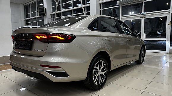 Geely Emgrand Luxury, 2023 года, пробег 658 км