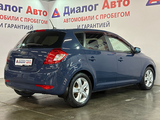 Kia Ceed Luxe, 2011 года, пробег 130000 км