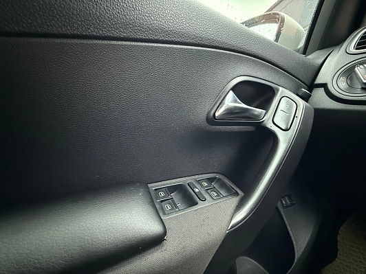 Volkswagen Polo Comfortline, 2015 года, пробег 244924 км