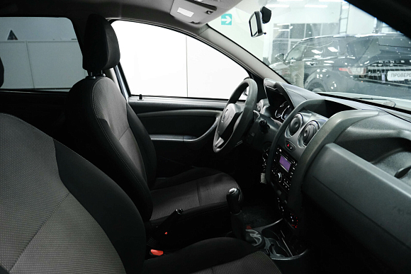 Renault Duster Access, 2016 года, пробег 204051 км