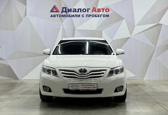 Toyota Camry, 2009 года, пробег 235000 км