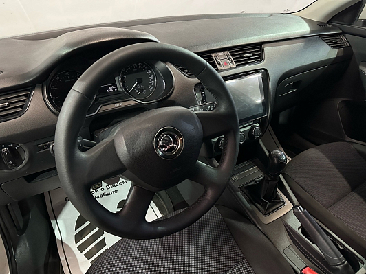 Skoda Octavia, 2013 года, пробег 156839 км