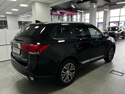 Mitsubishi Outlander Instyle, 2017 года, пробег 113625 км