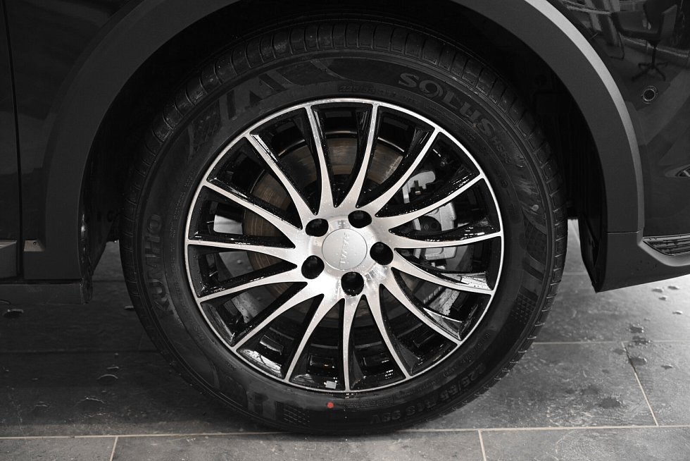Haval Jolion Премиум, черный