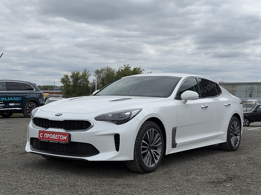 Kia Stinger Luxe, 2019 года, пробег 130395 км
