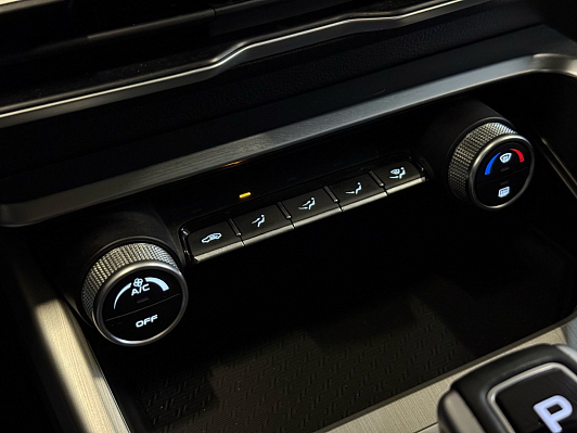 Geely Coolray Comfort, 2021 года, пробег 48000 км