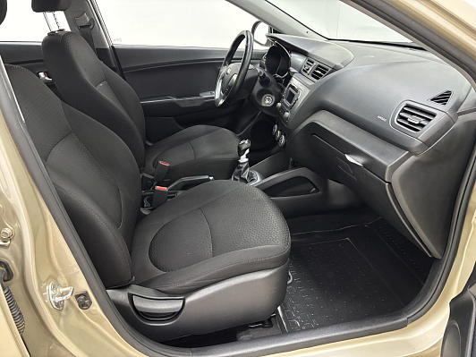 Kia Rio Comfort, 2015 года, пробег 140190 км