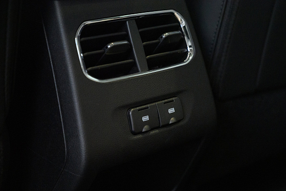 Haval Jolion Elite, красный