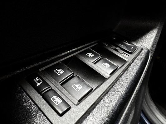 Lada (ВАЗ) Vesta Luxe Multimedia, 2020 года, пробег 91000 км