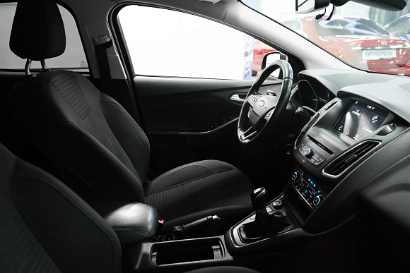Ford Focus SYNC Edition, 2017 года, пробег 200898 км