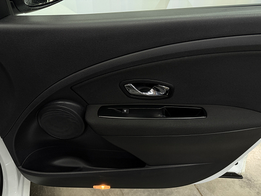 Renault Fluence Authentique 2015, 2013 года, пробег 189223 км