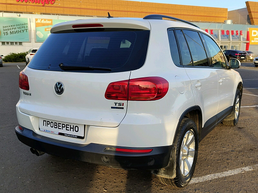 Volkswagen Tiguan Avenue, 2012 года, пробег 161000 км