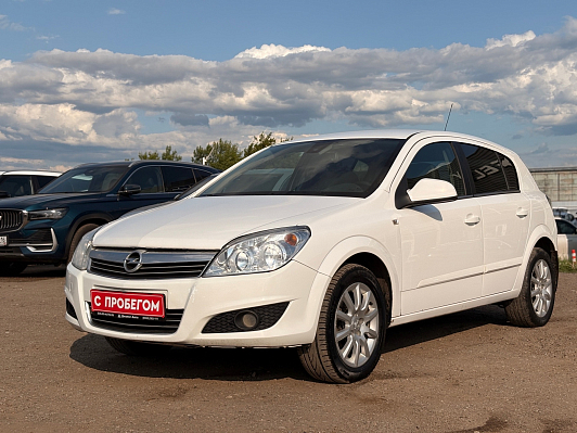 Opel Astra, 2013 года, пробег 210036 км