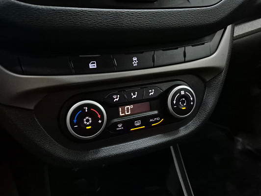 Lada (ВАЗ) Vesta Luxe, 2017 года, пробег 119534 км