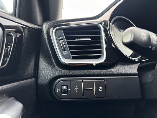 Kia Ceed Premium, 2019 года, пробег 63760 км