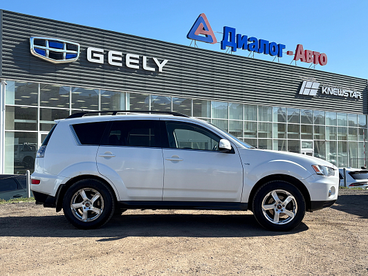 Mitsubishi Outlander Instyle, 2011 года, пробег 197181 км