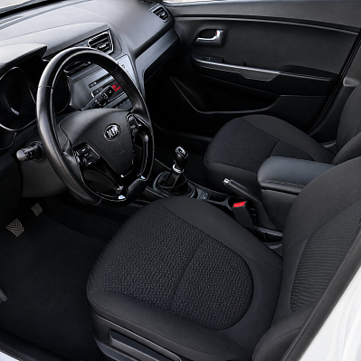 Kia Rio Comfort Аудио, 2015 года, пробег 197000 км